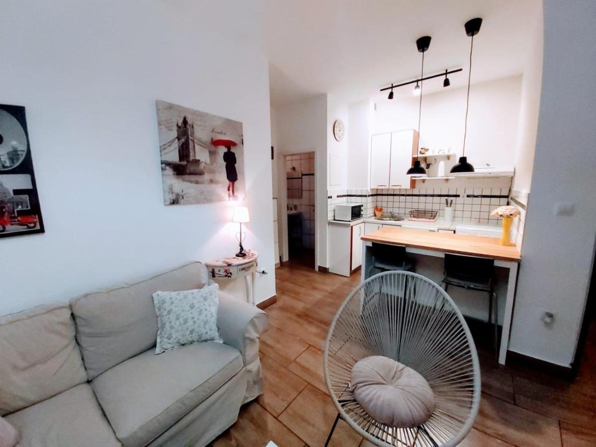 Studio Apartmant Leona With Parking Place 斯普利特 外观 照片