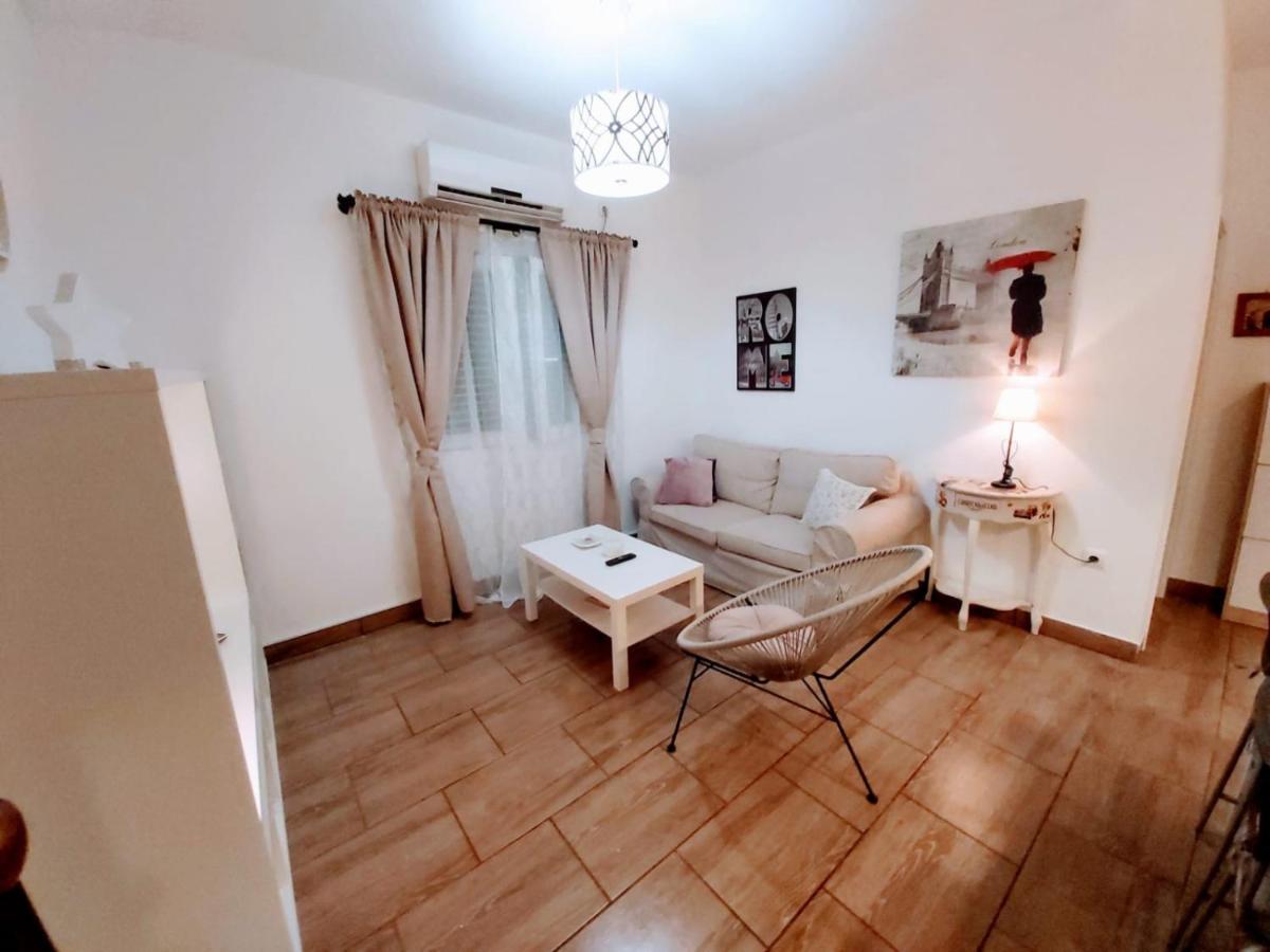Studio Apartmant Leona With Parking Place 斯普利特 外观 照片