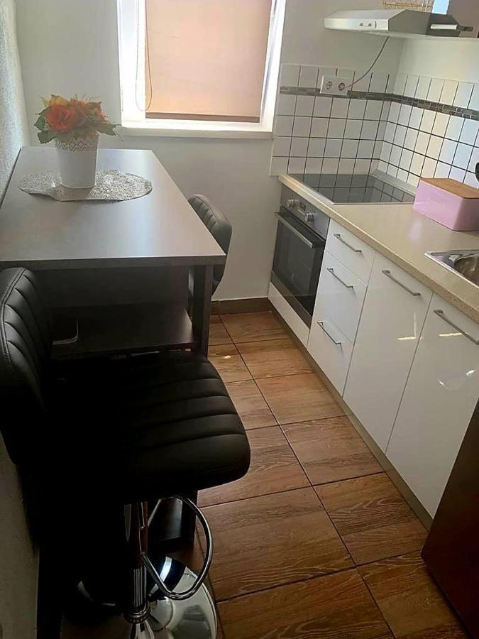Studio Apartmant Leona With Parking Place 斯普利特 外观 照片