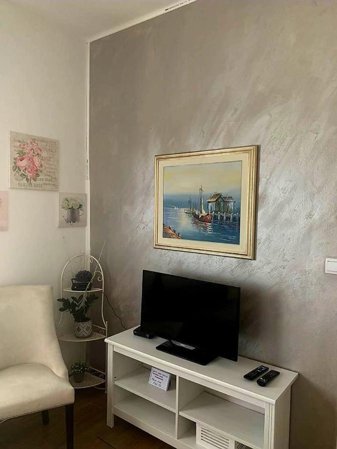 Studio Apartmant Leona With Parking Place 斯普利特 外观 照片