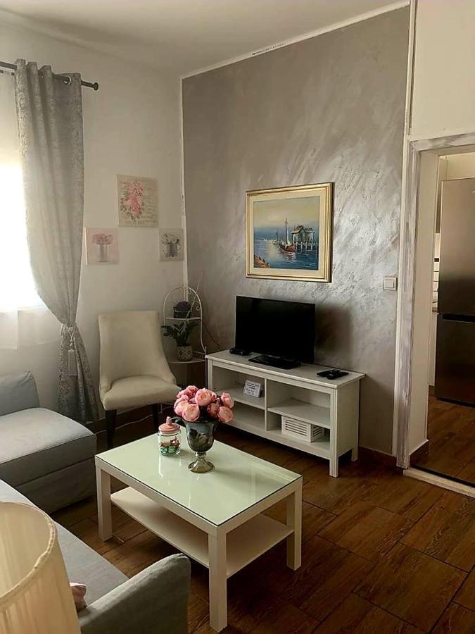 Studio Apartmant Leona With Parking Place 斯普利特 外观 照片