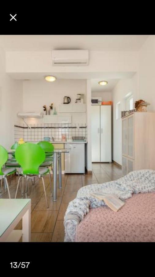 Studio Apartmant Leona With Parking Place 斯普利特 外观 照片