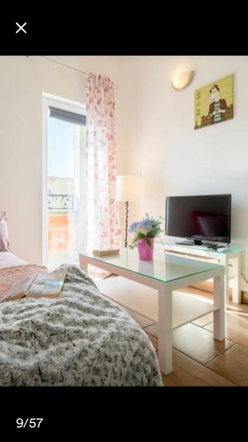 Studio Apartmant Leona With Parking Place 斯普利特 外观 照片