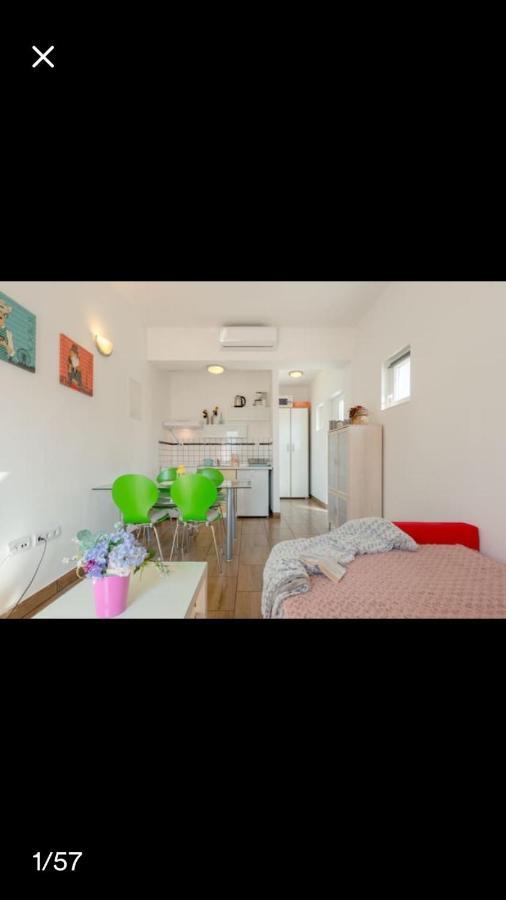 Studio Apartmant Leona With Parking Place 斯普利特 外观 照片